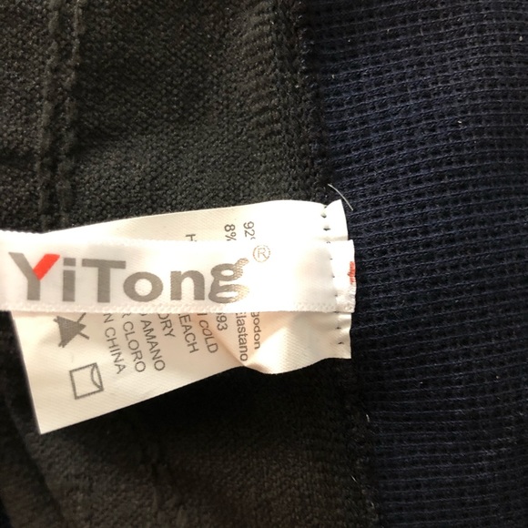 Distressed Jeggings - Picture 4 of 6